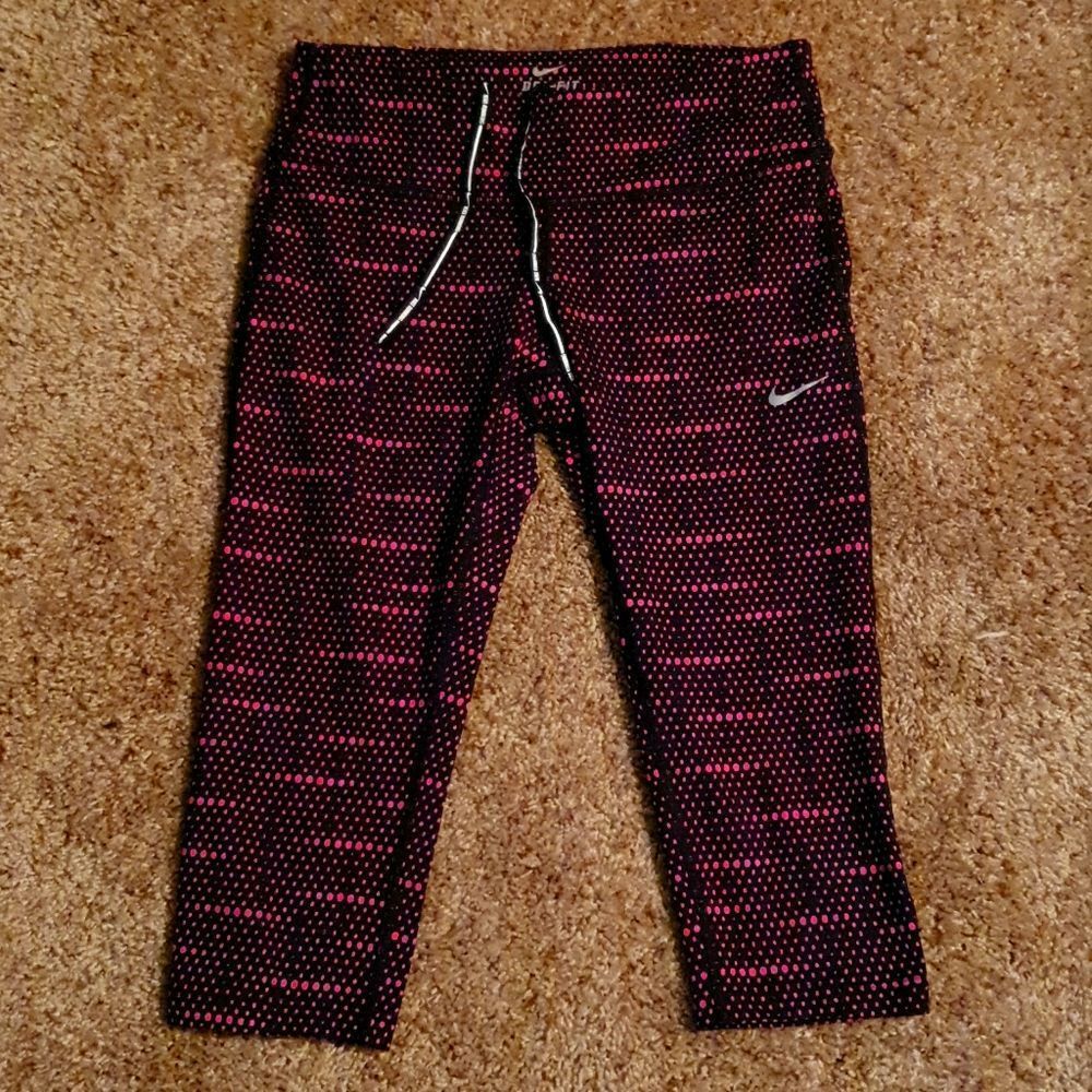 Nike Ladies Running Capri Leggings sz Small